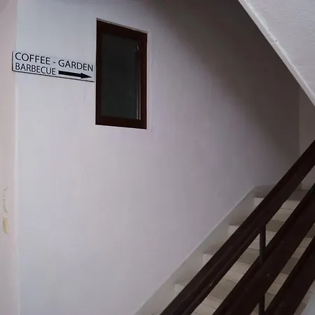Perla Guest house *