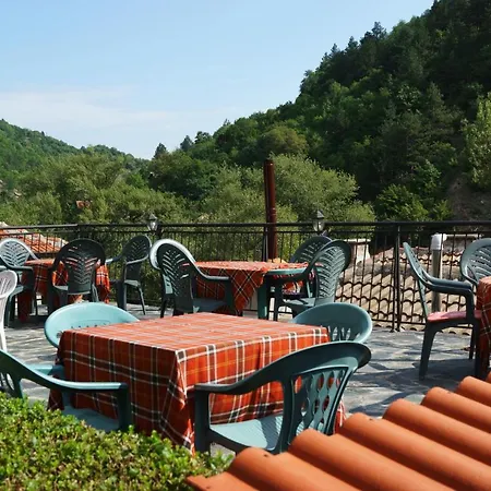 Perla Guest house